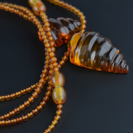 Baltic amber necklace with cognac pendant